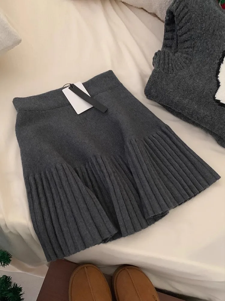 New Advanced Elastic Waist A-Line Pleated Skirt Women's Spring Autumn High Waist Slim Knitted A-Line Skirt Versatile
New Advanced Elastic Waist A-Line Pleated Skirt Women's Spring Autumn High Waist Slim Knitted A-Line Skirt Versatile