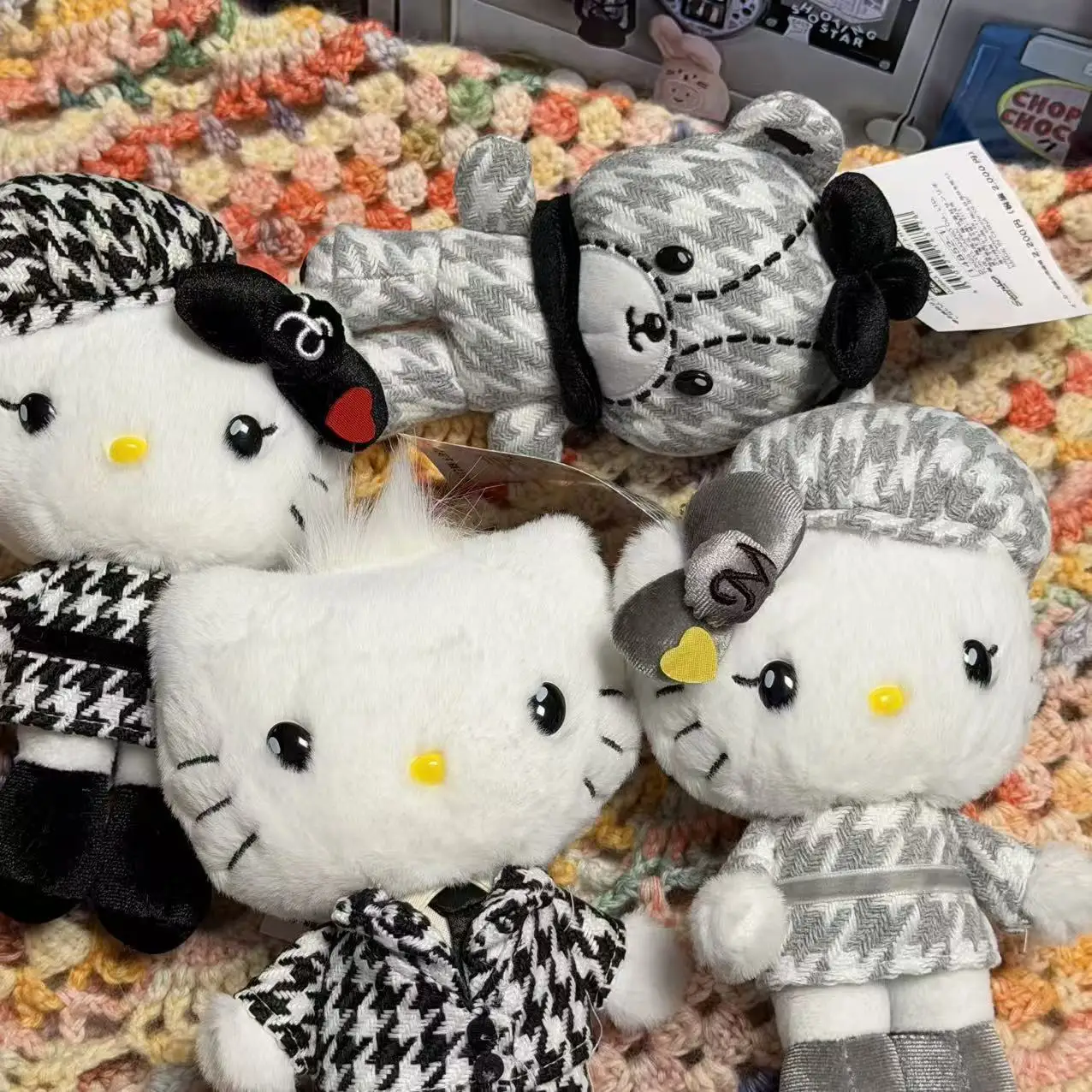 New model Hello Kitty Plush keychain check Plaid Toy Pendant kawaii Daniel Creative check tiny bear Bag
New model Hello Kitty Plush keychain check Plaid Toy Pendant kawaii Daniel Creative check tiny bear Bag