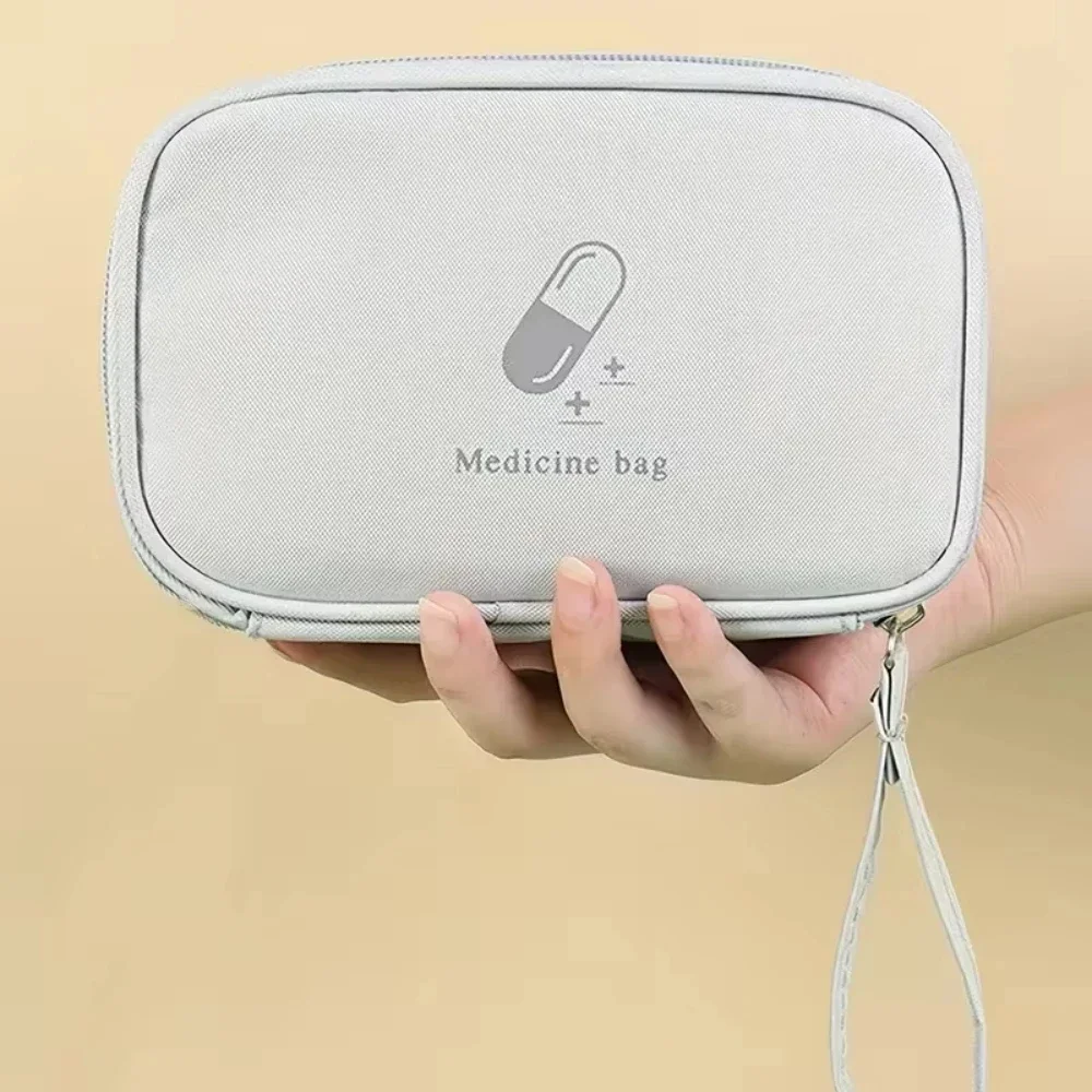 Empty Mini Household First Aid Kit Bag Travel Portable Medicine Package Emergency Kit Bags Medicine Storage Bag Small Organizer
Empty Mini Household First Aid Kit Bag Travel Portable Medicine Package Emergency Kit Bags Medicine Storage Bag Small Organizer