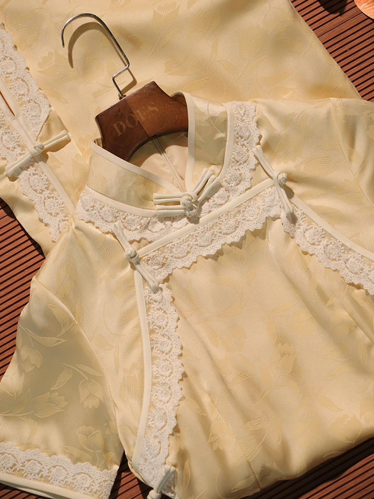 Новая улучшенная модель: Желтая летняя повседневная женская блузка премиум-класса с длинным асимметричным воротником и коротким рукавом
Новая улучшенная модель: Желтая летняя повседневная женская блузка премиум-класса с длинным асимметричным воротником и коротким рукавом