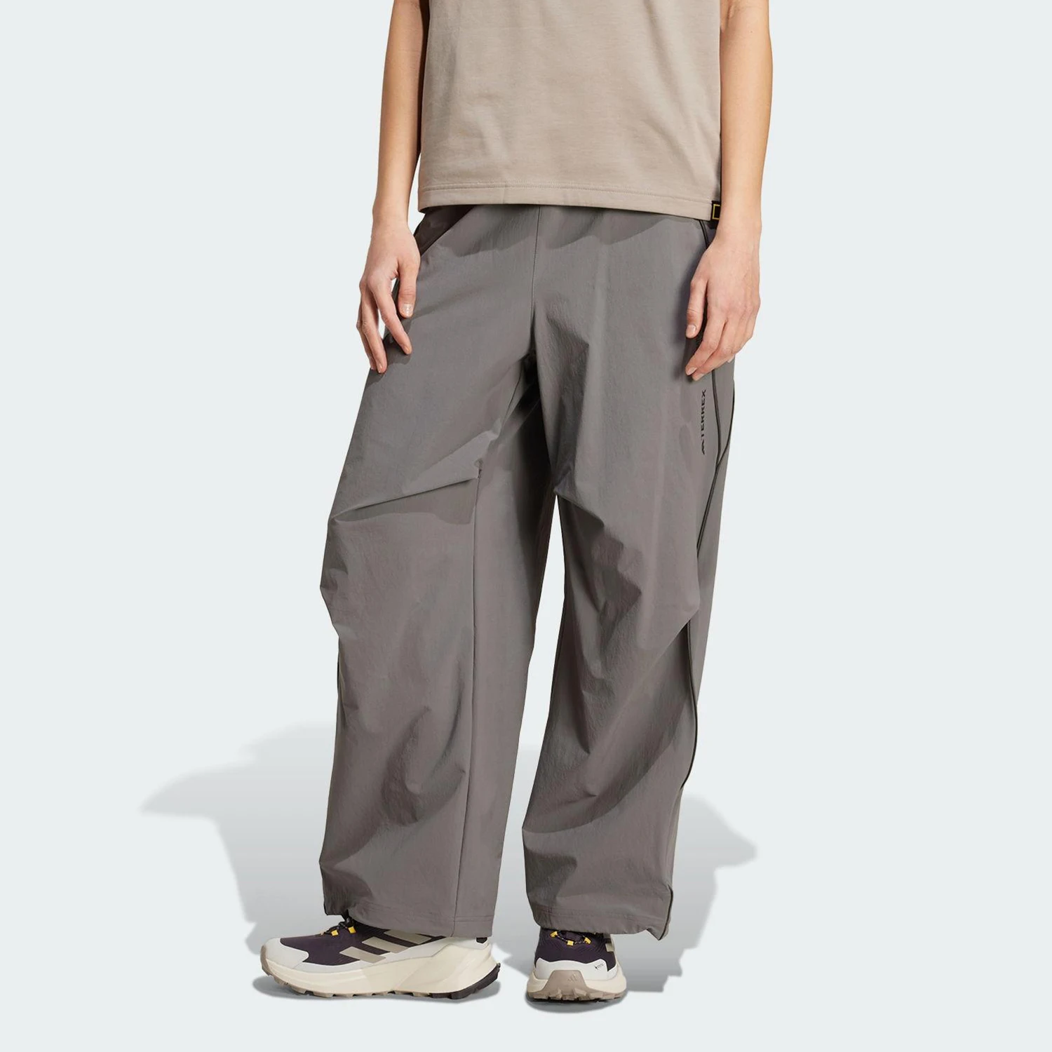 Adidas Authentic 2025 Summer Women's Outdoor Sun Protection Loose Trousers KC2338
Adidas Authentic 2025 Summer Women's Outdoor Sun Protection Loose Trousers KC2338