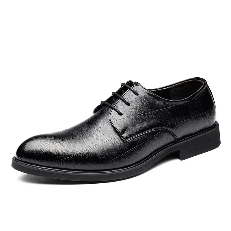 Fashion Black Formal Commuter Style Leather Shoes for Men Spring Summer Business Heightening Men's Hollow Dress Shoes
Fashion Black Formal Commuter Style Leather Shoes for Men Spring Summer Business Heightening Men's Hollow Dress Shoes