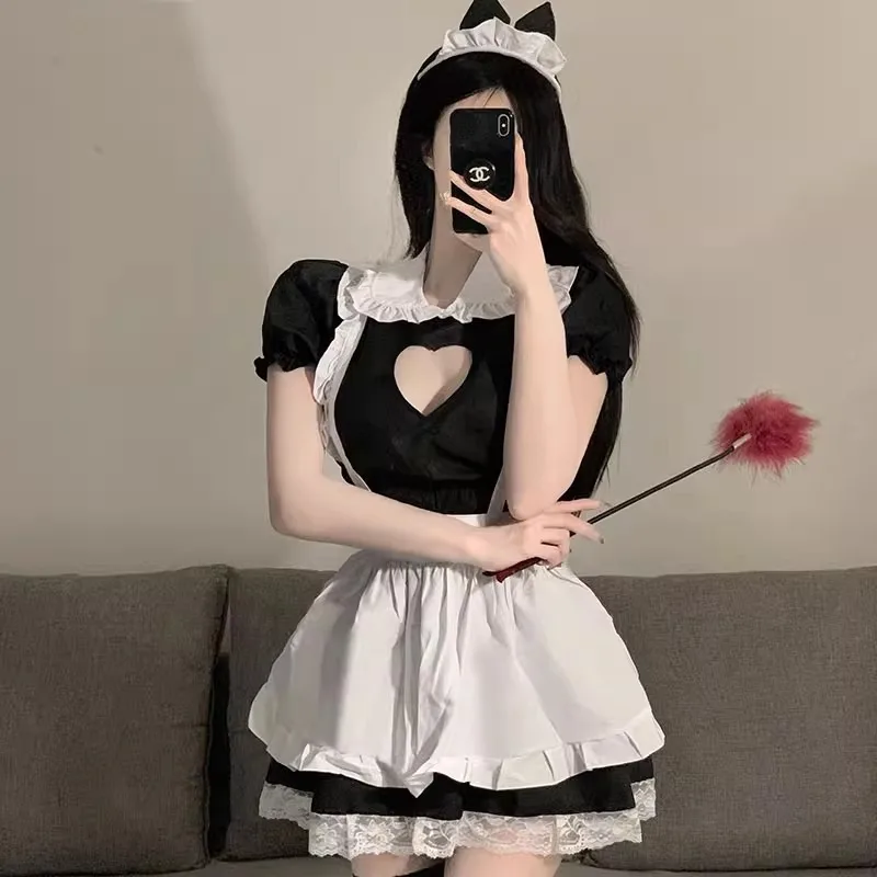 Black White Maid Dress Japanese-style Uniform Lolita Headwear Set for Women Role Play Outfit Halloween Carnival Party
Black White Maid Dress Japanese-style Uniform Lolita Headwear Set for Women Role Play Outfit Halloween Carnival Party