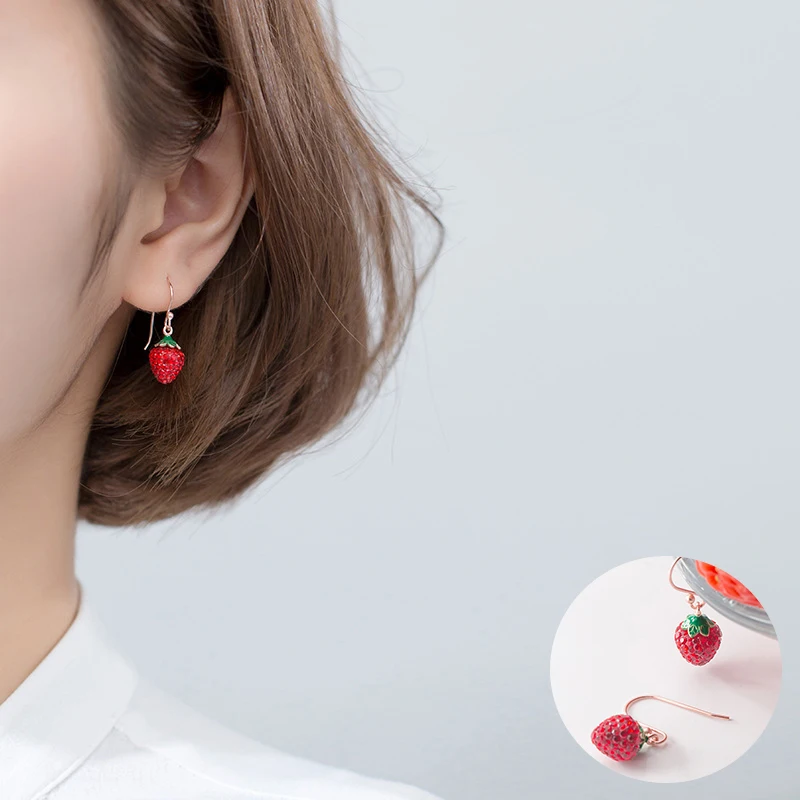100% 925 Sterling Silver Zircon Strawberry Earrings for Women Girl Fashion Fruit Design Jewelry Birthday Gift Dropshipping
100% 925 Sterling Silver Zircon Strawberry Earrings for Women Girl Fashion Fruit Design Jewelry Birthday Gift Dropshipping