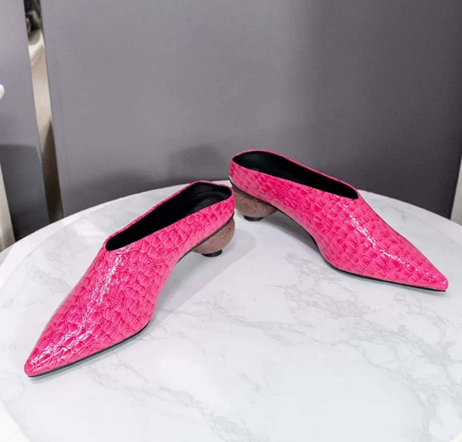 New Summer Strange Shoes Elegant European American Fashion Ball Heels Slides Female High Heel Dress Shoes Closed Toe Mule Shoes
New Summer Strange Shoes Elegant European American Fashion Ball Heels Slides Female High Heel Dress Shoes Closed Toe Mule Shoes