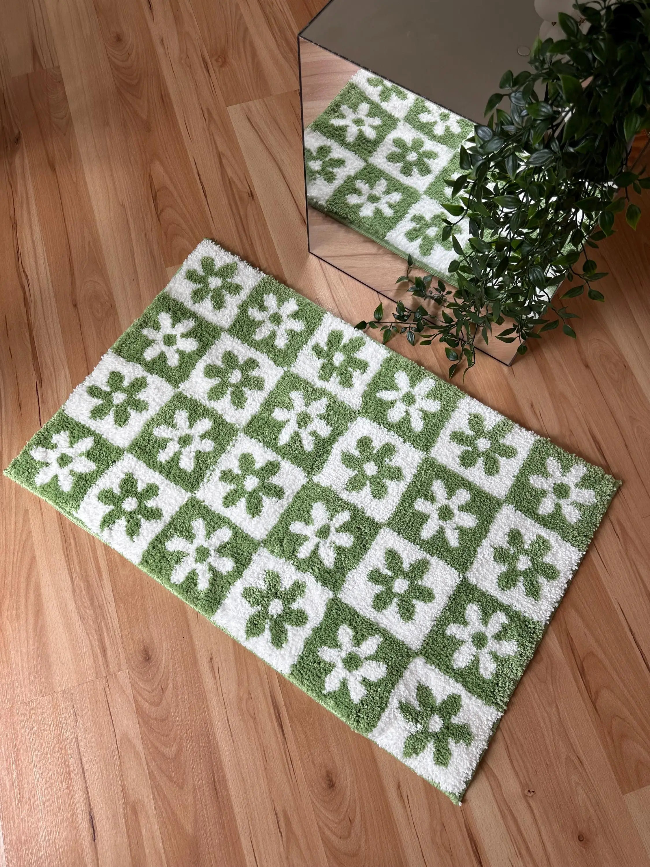 Green Bath Mat rug carpet bedroom aesthetic unique living room kitchen decoration non-slip soft imitation cashmere rug
Green Bath Mat rug carpet bedroom aesthetic unique living room kitchen decoration non-slip soft imitation cashmere rug