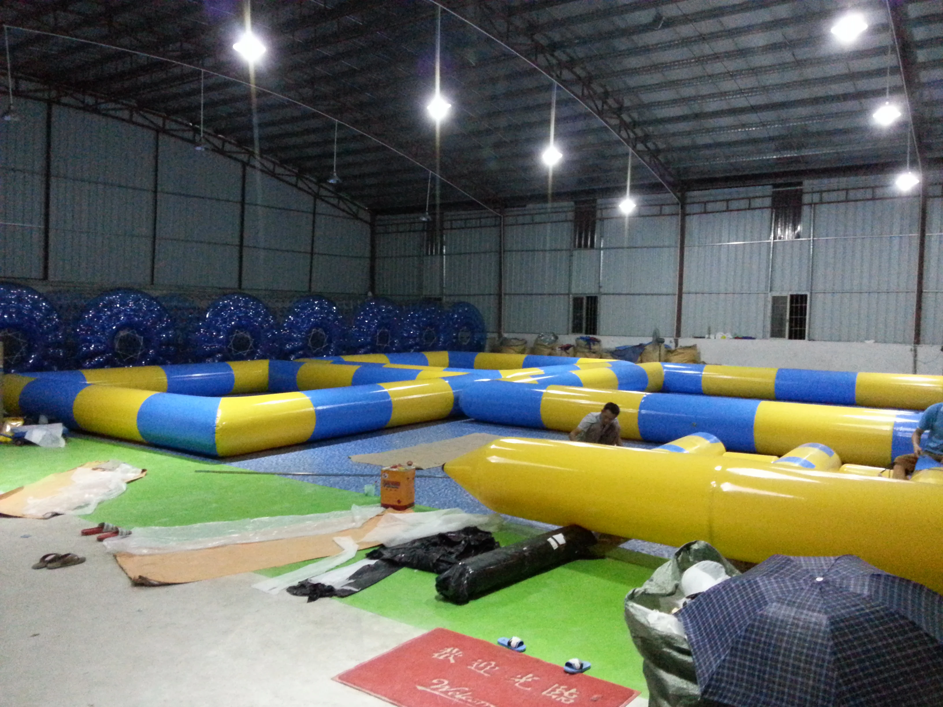 2026 Открытый коммерческий или летний отдых Водные игры Бассейн Развлечения Многоцветный прямоугольный надувной бассейн
2026 Открытый коммерческий или летний отдых Водные игры Бассейн Развлечения Многоцветный прямоугольный надувной бассейн