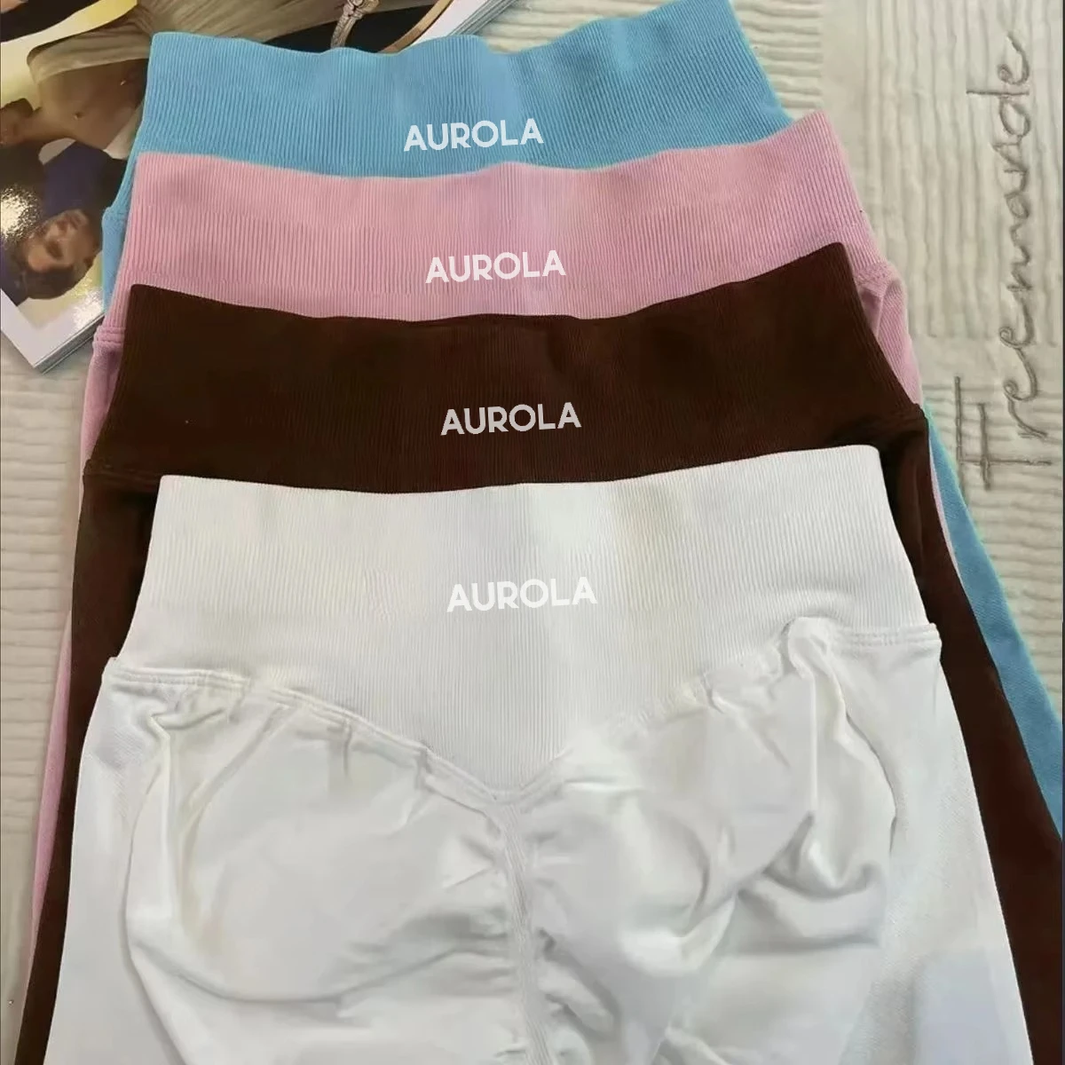 Yoga Pilates AUROLA Brand Women's Trousers New Seamless Fitness High Waist Hip Tight Breathable Sports Printed Leggings
Yoga Pilates AUROLA Brand Women's Trousers New Seamless Fitness High Waist Hip Tight Breathable Sports Printed Leggings