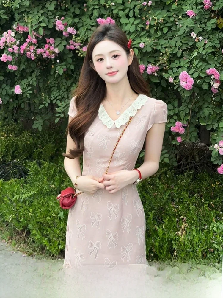 Sweet Style Hollow out Doll Collar Knot Qiqi Mang Summer New Arrival Midi Dress Polyester Fiber Short Sleeve City C...
Sweet Style Hollow out Doll Collar Knot Qiqi Mang Summer New Arrival Midi Dress Polyester Fiber Short Sleeve City C...