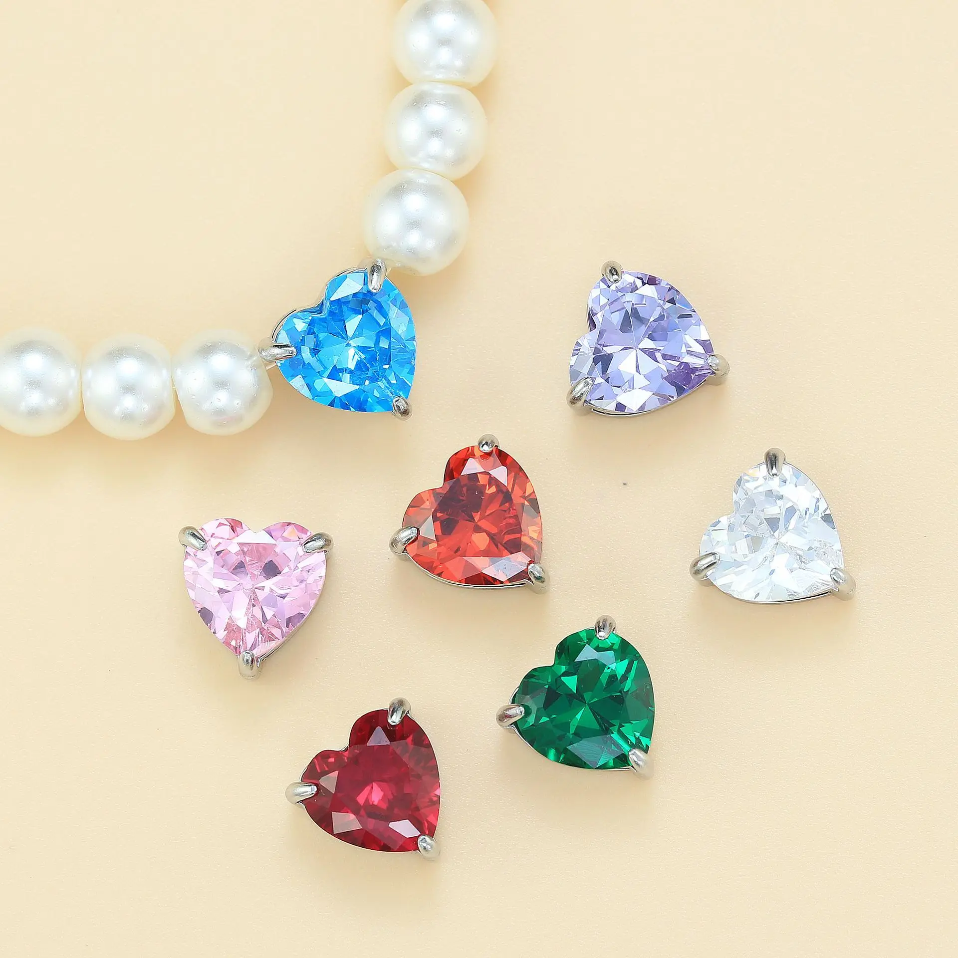 10pcs/ Bag Fashionable titanium steel heart-shaped through-hole zircon DIY necklace bracelet with perforated spacing accessories
10pcs/ Bag Fashionable titanium steel heart-shaped through-hole zircon DIY necklace bracelet with perforated spacing accessories