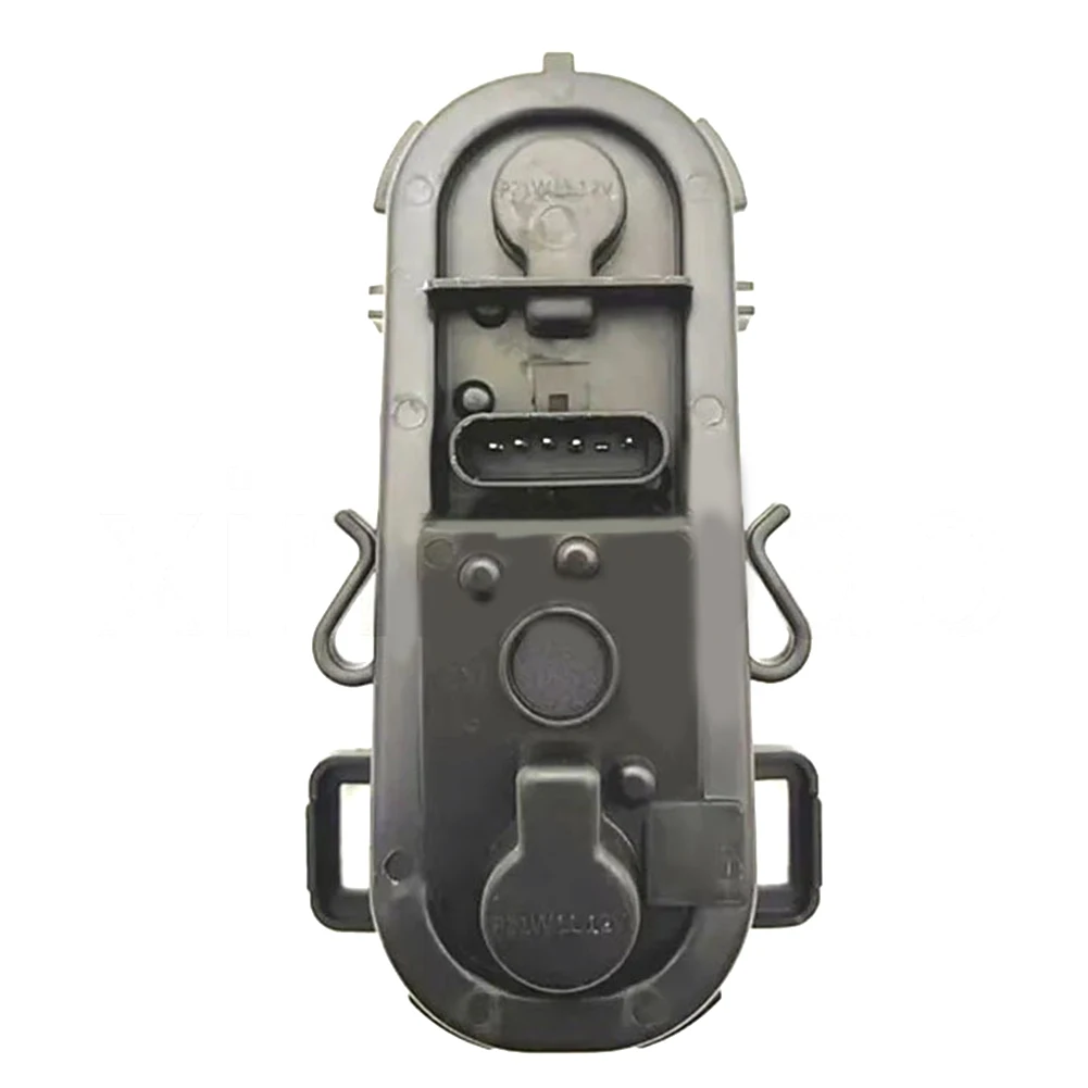 Replacement Socket Tail Bulb Socket Vehicle Maintenance Anti-corrosion Material Easy Installation OEM Number 63217456407
Replacement Socket Tail Bulb Socket Vehicle Maintenance Anti-corrosion Material Easy Installation OEM Number 63217456407