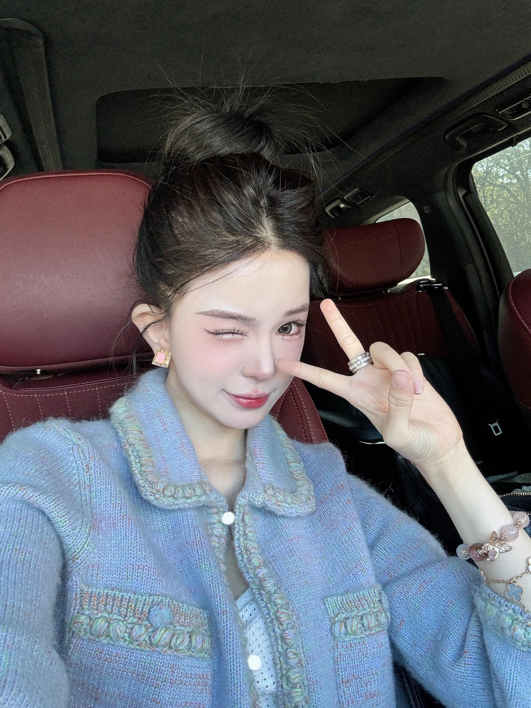 Ele Knitted Sweater Jaet for Women Early Spring Sle Rich Girl Aosphere Quali Polyester Fiber Long Sve Casual Wear
Ele Knitted Sweater Jaet for Women Early Spring Sle Rich Girl Aosphere Quali Polyester Fiber Long Sve Casual Wear