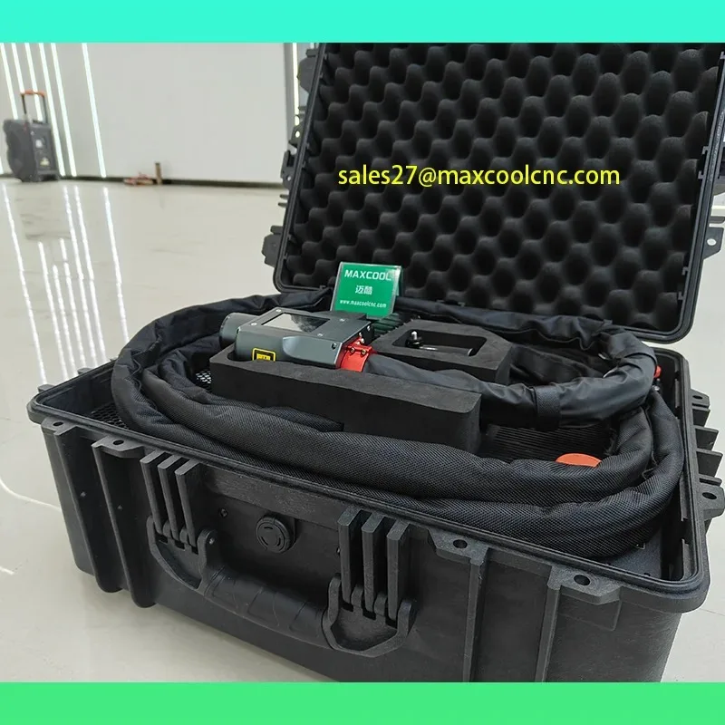 Maxcool 300W 500W JPT Pulse Cleaning Machine For Paint Fiber Cleaning Machine For Metal Rust
Maxcool 300W 500W JPT Pulse Cleaning Machine For Paint Fiber Cleaning Machine For Metal Rust