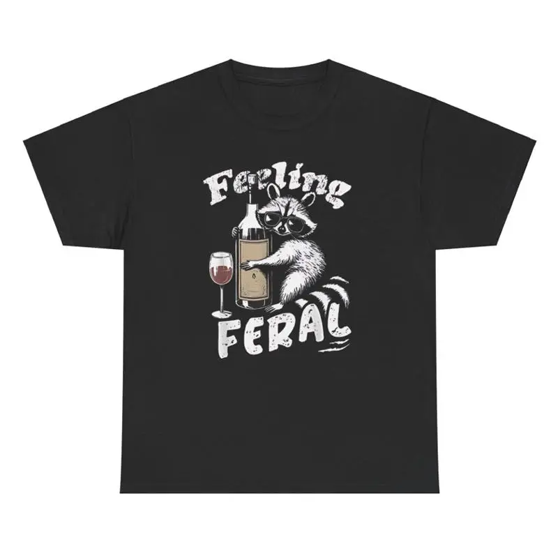 Футболка Feeling Feral, забавная футболка с юмором Meme Dank Bold, футболка для любителей игривого енота
Футболка Feeling Feral, забавная футболка с юмором Meme Dank Bold, футболка для любителей игривого енота