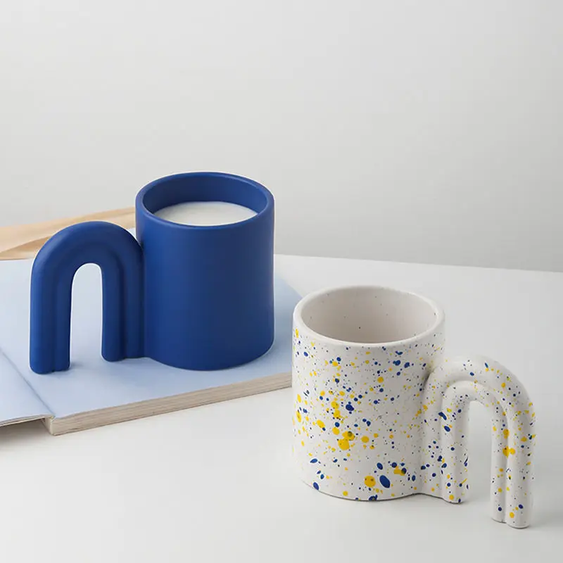 Кружка Nordic Creative Ceramics Klein Home Personality Trend Большая вместительная кружка для кофе с молоком Высокий уровень внешнего вида
Кружка Nordic Creative Ceramics Klein Home Personality Trend Большая вместительная кружка для кофе с молоком Высокий уровень внешнего вида