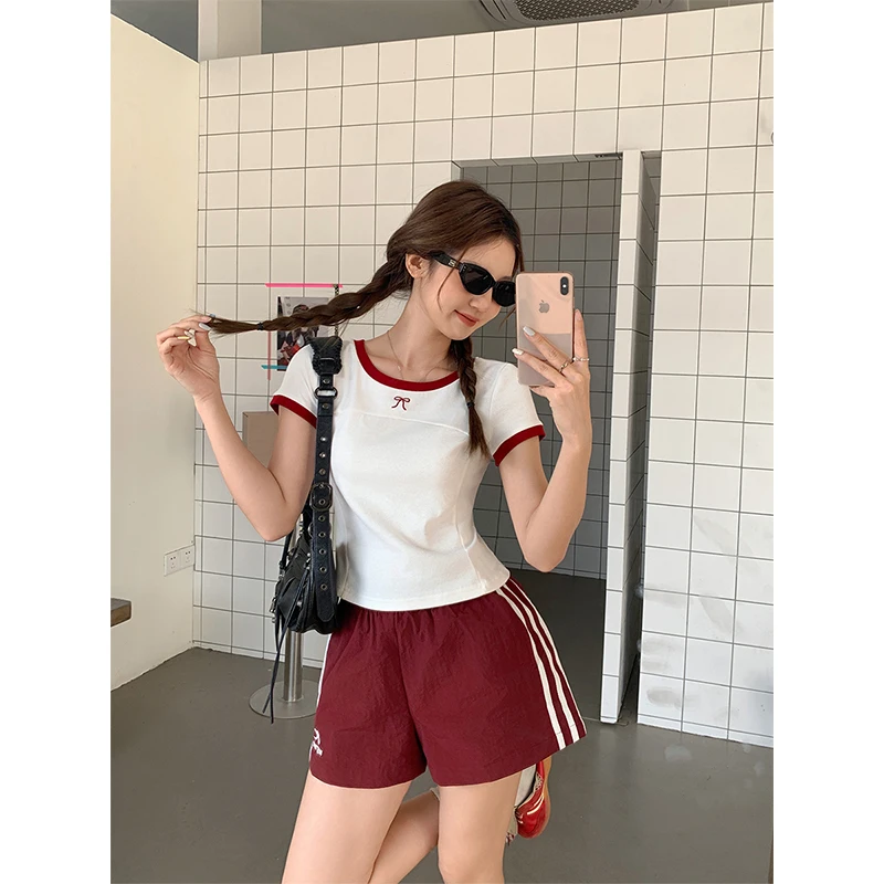 GAODINGLAN Bow Embroidery Short Sleeve Women Tops Summer Slim Fit Hot Girl Sexy Crop Tops Female Knit Basic Base Shirt Kawaii
GAODINGLAN Bow Embroidery Short Sleeve Women Tops Summer Slim Fit Hot Girl Sexy Crop Tops Female Knit Basic Base Shirt Kawaii