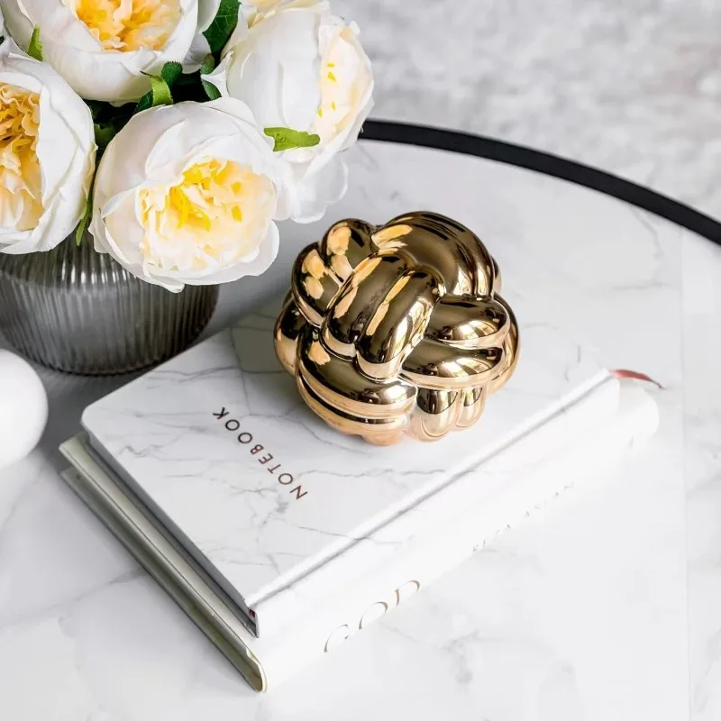 Decorative Items, Pillows, Spherical Statues, Ceramic Pillows, Bedroom Decorations, Room Decorations, Flooring, Home Decor
Decorative Items, Pillows, Spherical Statues, Ceramic Pillows, Bedroom Decorations, Room Decorations, Flooring, Home Decor