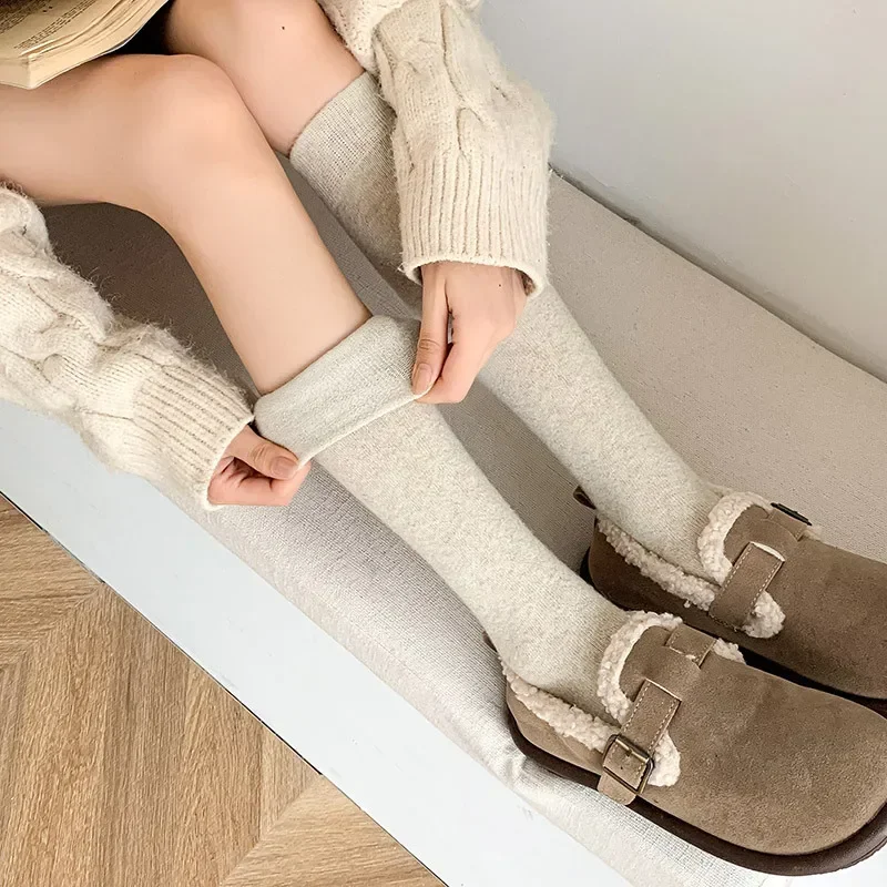 Осень-зима, женские чулки, шерстяные кашемировые утепленные гольфы, женские термостойкие однотонные длинные носки, чулки, носки
Осень-зима, женские чулки, шерстяные кашемировые утепленные гольфы, женские термостойкие однотонные длинные носки, чулки, носки