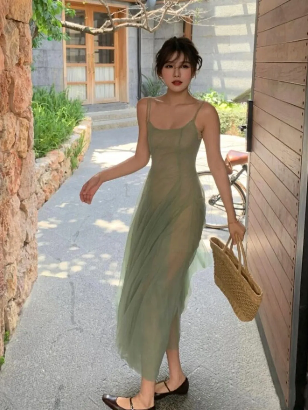 Beachy Vacation Style Off-Shoulder Lace Trim Dress Slimming High Waist Cotton Summer Dress No-Sleeve V-Neck Gown for Women
Beachy Vacation Style Off-Shoulder Lace Trim Dress Slimming High Waist Cotton Summer Dress No-Sleeve V-Neck Gown for Women