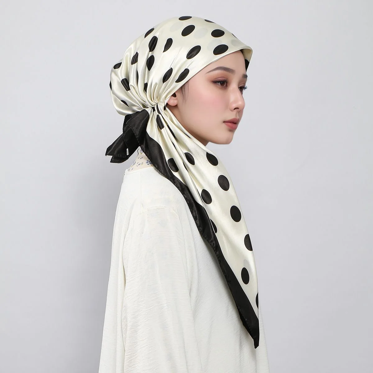 New Muslim Instant Satin Hijab Scarf Printed Turban Hair Bonnet Cap Turban Head Wrap For Sleeping Elastic Hair Bonnet Bandana
New Muslim Instant Satin Hijab Scarf Printed Turban Hair Bonnet Cap Turban Head Wrap For Sleeping Elastic Hair Bonnet Bandana