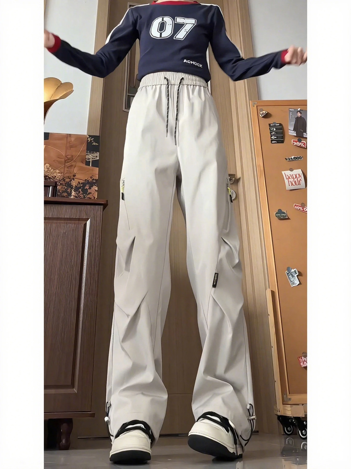 Американские плиссированные повседневные брюки-карго для мужчин: свободные, стройнящие, для активного отдыха, походов, альпинизма и работы
Американские плиссированные повседневные брюки-карго для мужчин: свободные, стройнящие, для активного отдыха, походов, альпинизма и работы