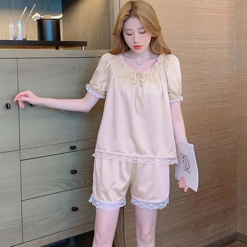 New Silk Pajama Sets Women's Summer Short-sleeved Girl Korean Cute Lace Two-suit Home Clothes Pajamas for Sleep Reviews Many Set
New Silk Pajama Sets Women's Summer Short-sleeved Girl Korean Cute Lace Two-suit Home Clothes Pajamas for Sleep Reviews Many Set