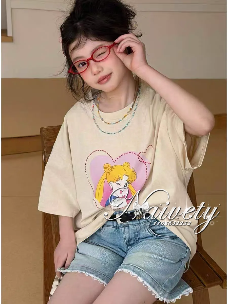 2026 Summer Sailor Moon Heart Print Cotton T-shirt, Kids & Adults Trendy Loose Sportswear, Cute Anime Manga Graphic Tee Y2k
2026 Summer Sailor Moon Heart Print Cotton T-shirt, Kids & Adults Trendy Loose Sportswear, Cute Anime Manga Graphic Tee Y2k