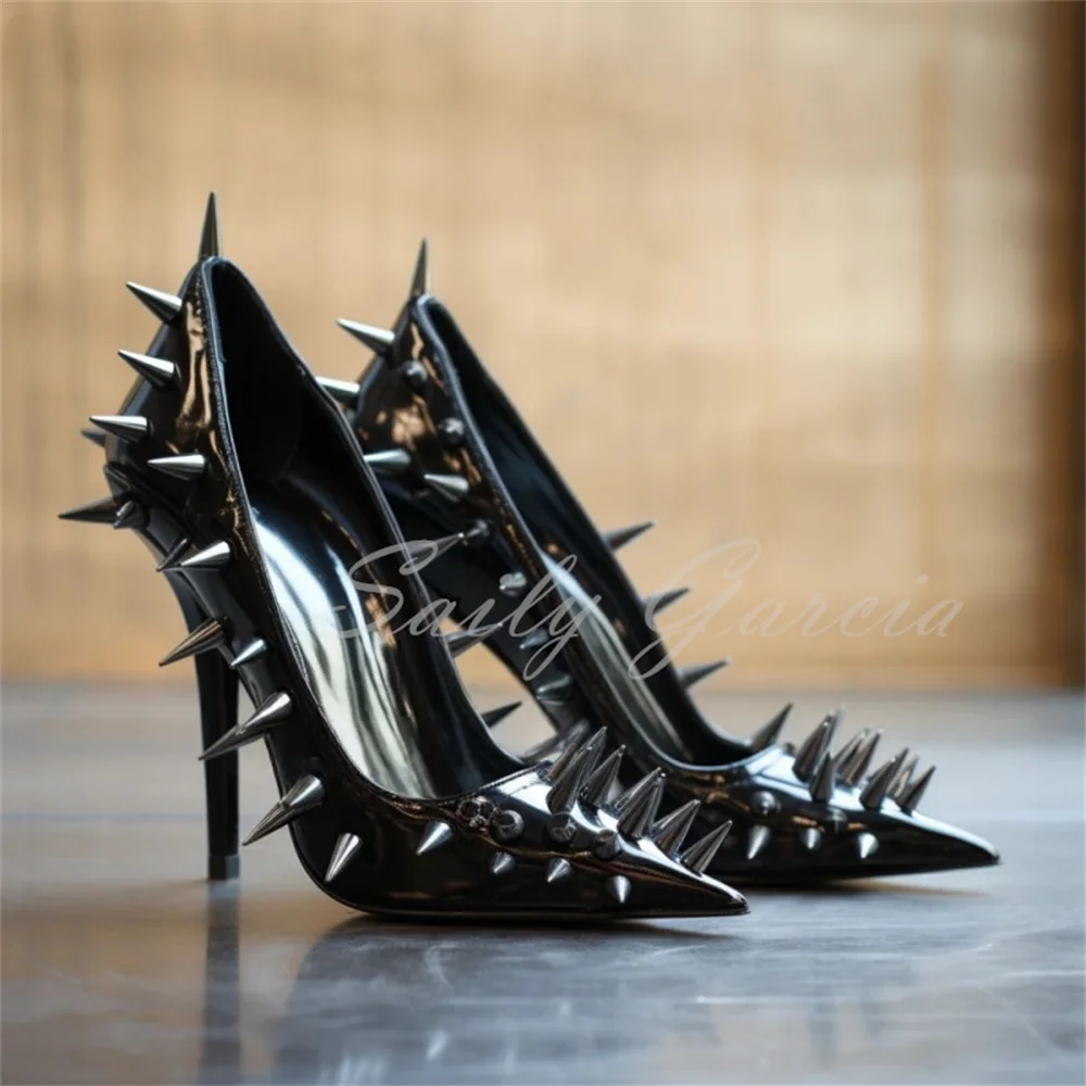 Spikes Rivet Decor High Heel Pumps Women Sexy Pointed Toe Stiletto Heel Black Patent Leather Solid Color Party Club Shoes
Spikes Rivet Decor High Heel Pumps Women Sexy Pointed Toe Stiletto Heel Black Patent Leather Solid Color Party Club Shoes