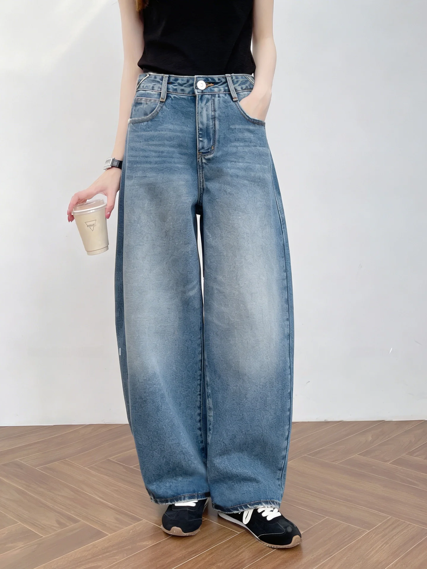 Korean Fashion Long Velvet Cotton Minimalist Washed Denim Wide Leg Pants High Waist Spring Season Ladies Straight Knife
Korean Fashion Long Velvet Cotton Minimalist Washed Denim Wide Leg Pants High Waist Spring Season Ladies Straight Knife