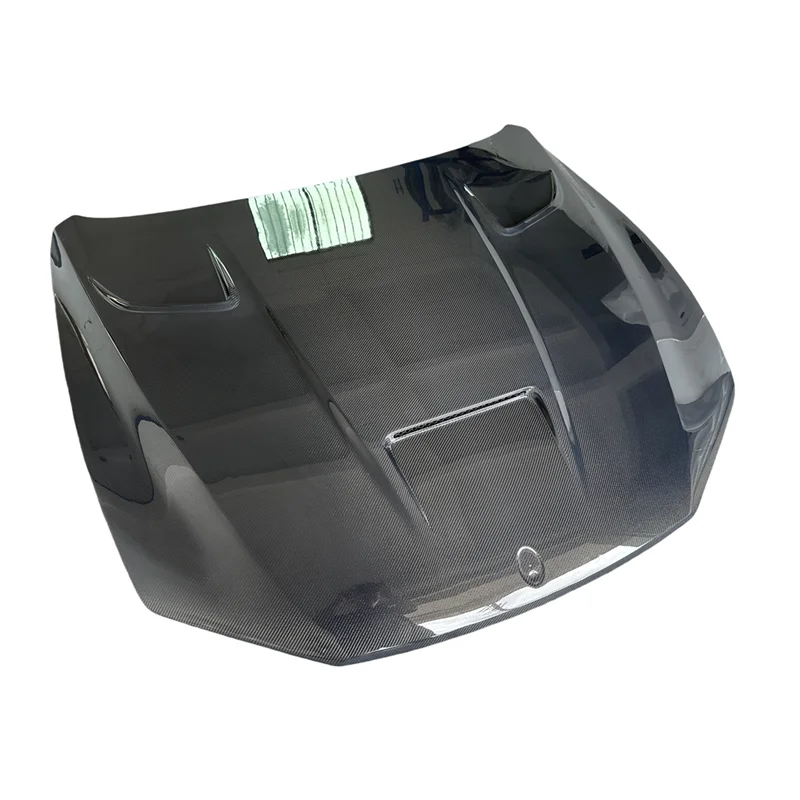 Carbon fiber hood hood car body kit for Maserati Levante
Carbon fiber hood hood car body kit for Maserati Levante