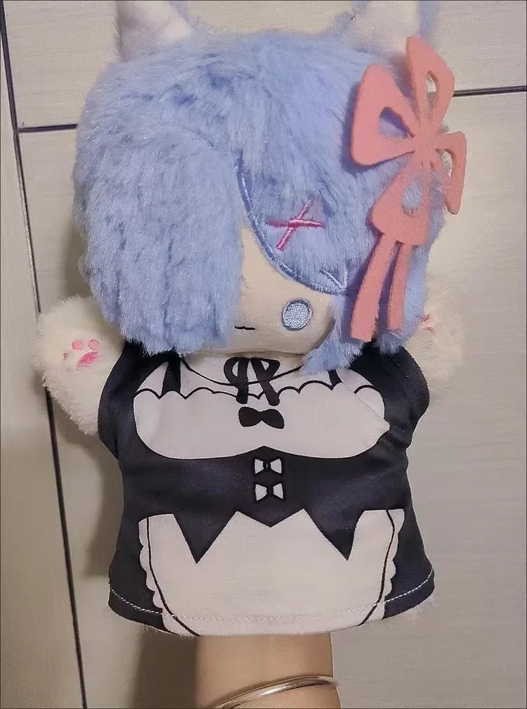 30 см Kawaii аниме Re Zero Rem тема косплей мягкая искусственная хлопковая кукла Фигурки игрушки милый подарок на Хеллоуин
30 см Kawaii аниме Re Zero Rem тема косплей мягкая искусственная хлопковая кукла Фигурки игрушки милый подарок на Хеллоуин