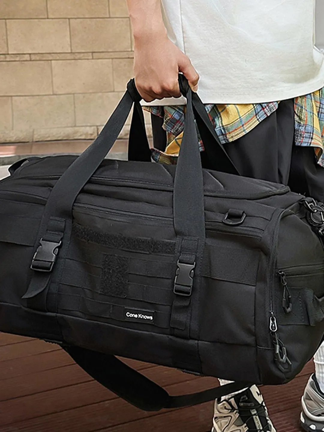 Сумка-кроссбоди Caldo Kiss большой вместимости для мужчин и женщин, дорожная сумка для коротких поездок, спортивная сумка из ткани Оксфорд для мобильного телефона
Сумка-кроссбоди Caldo Kiss большой вместимости для мужчин и женщин, дорожная сумка для коротких поездок, спортивная сумка из ткани Оксфорд для мобильного телефона