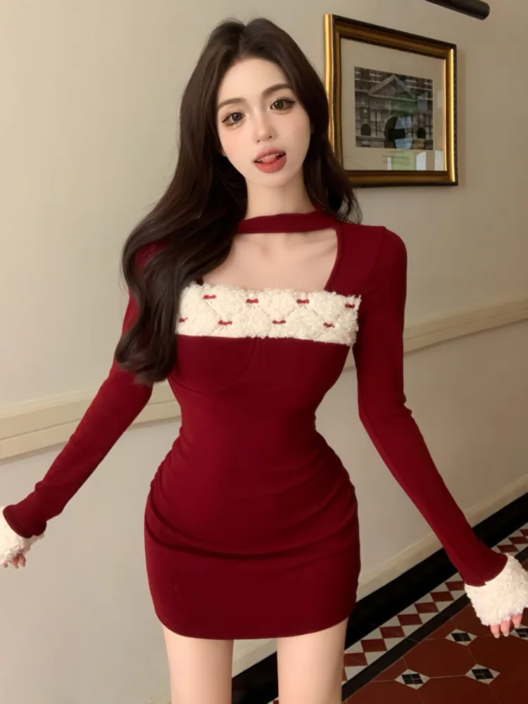 Slim Fit Sweet Spicy Girl Dress Women's Fashionable Winter Long Sleeve Hanging Neck Splice Skirt Sexy Slimming Bodycon Dress
Slim Fit Sweet Spicy Girl Dress Women's Fashionable Winter Long Sleeve Hanging Neck Splice Skirt Sexy Slimming Bodycon Dress