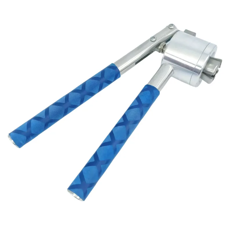 Bottle aluminum-plastic cap sealing machine, cap roller 20 teeth perfume bayonet type
Bottle aluminum-plastic cap sealing machine, cap roller 20 teeth perfume bayonet type