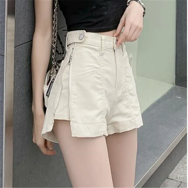 Chic Design Zipper Shorts Jeans Women Loose High Waist Short Vaqueros New Summer Y2k Beige Pants Streetwear Denim Wide Leg Pant
Chic Design Zipper Shorts Jeans Women Loose High Waist Short Vaqueros New Summer Y2k Beige Pants Streetwear Denim Wide Leg Pant