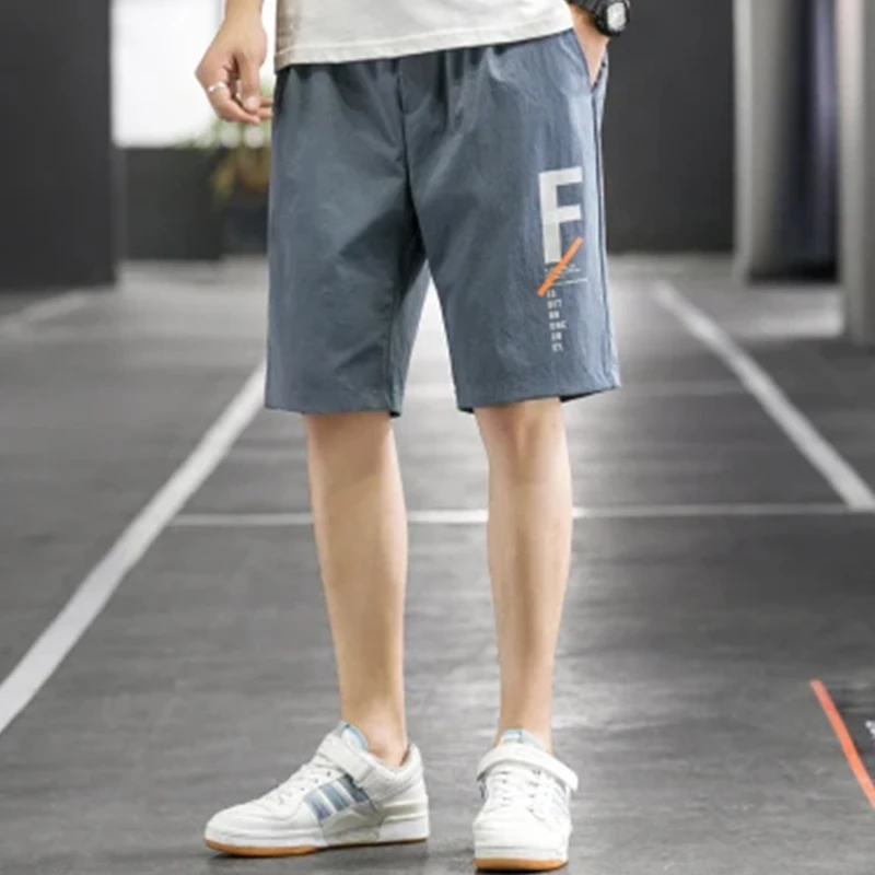 Men's Shorts Summer Thin Trend Shorts Five Pants Loose Outer Wear Sports Fashion Drawstring Shorts Casual Pants Bermuda Mens
Men's Shorts Summer Thin Trend Shorts Five Pants Loose Outer Wear Sports Fashion Drawstring Shorts Casual Pants Bermuda Mens