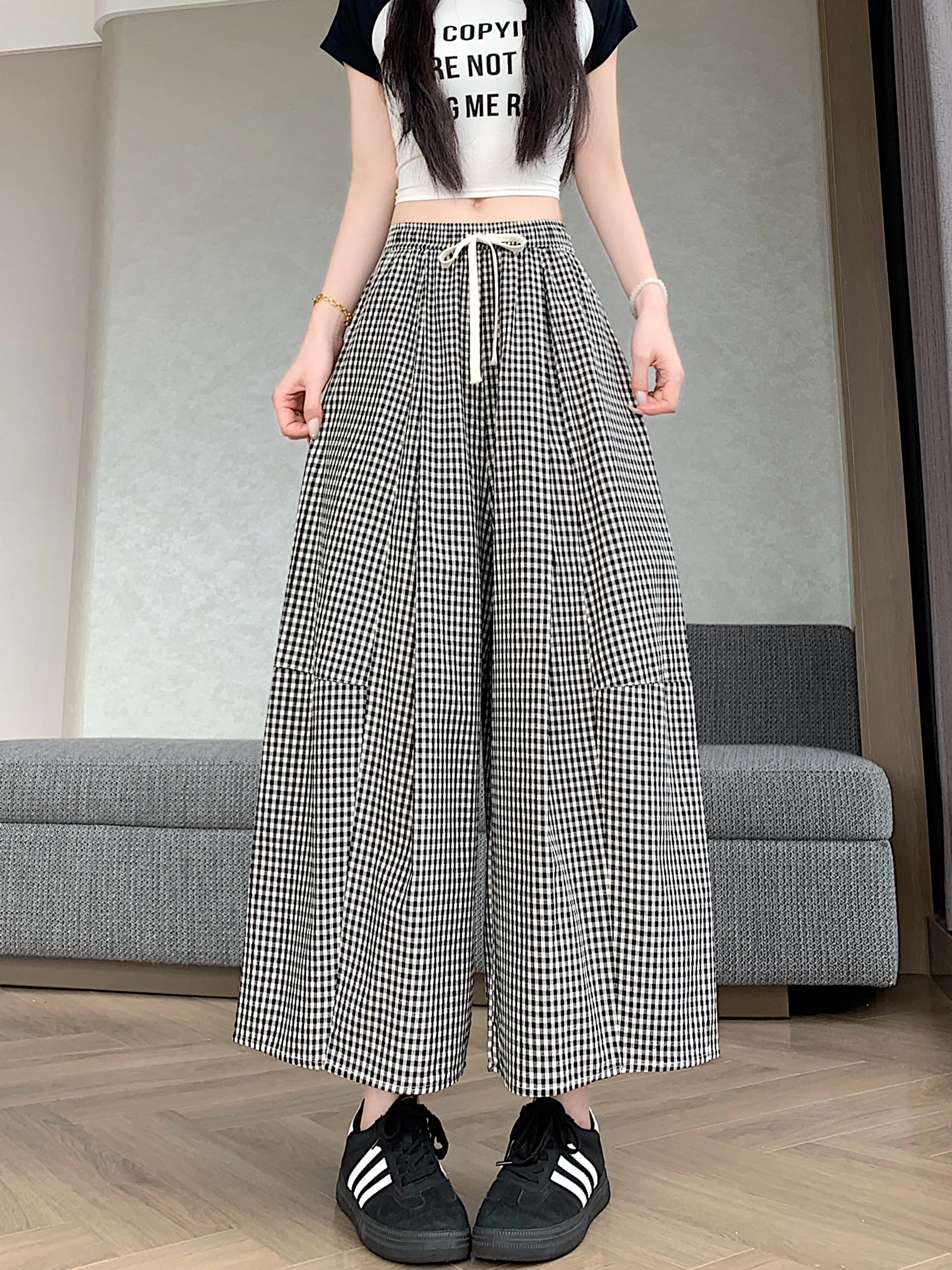 Drawstring Plaid Wide Leg Pants Women's Summer New Small Size Loose Casual Drapey Pants High Waist Commute Style Korean Version
Drawstring Plaid Wide Leg Pants Women's Summer New Small Size Loose Casual Drapey Pants High Waist Commute Style Korean Version