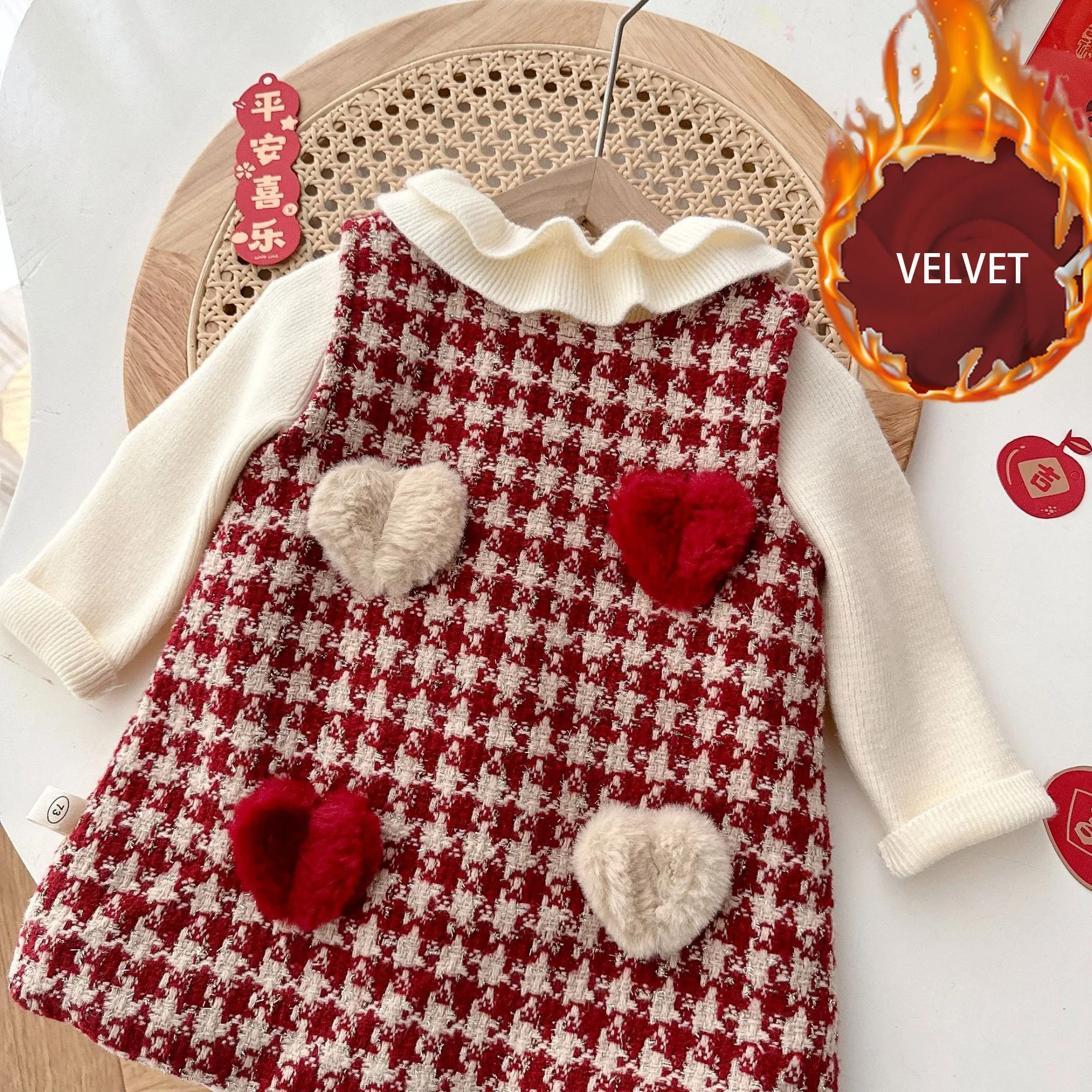 Girls' Velvet Vest Dresses Winter Thickened Plaid Plush Heart Dress Korean Children's O-neck Back Zipper Birthday Dress 2025
Girls' Velvet Vest Dresses Winter Thickened Plaid Plush Heart Dress Korean Children's O-neck Back Zipper Birthday Dress 2025