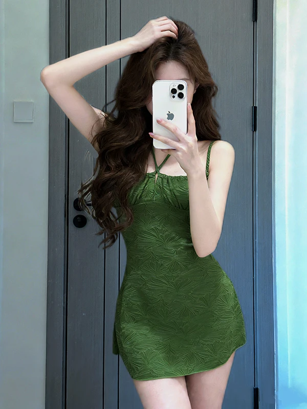 Новый цельный купальник для женщин: скрывающий живот, корректирующий фигуру, для небольшой груди, с эффектом высокого класса, для отдыха на островах и термальных источников
Новый цельный купальник для женщин: скрывающий живот, корректирующий фигуру, для небольшой груди, с эффектом высокого класса, для отдыха на островах и термальных источников