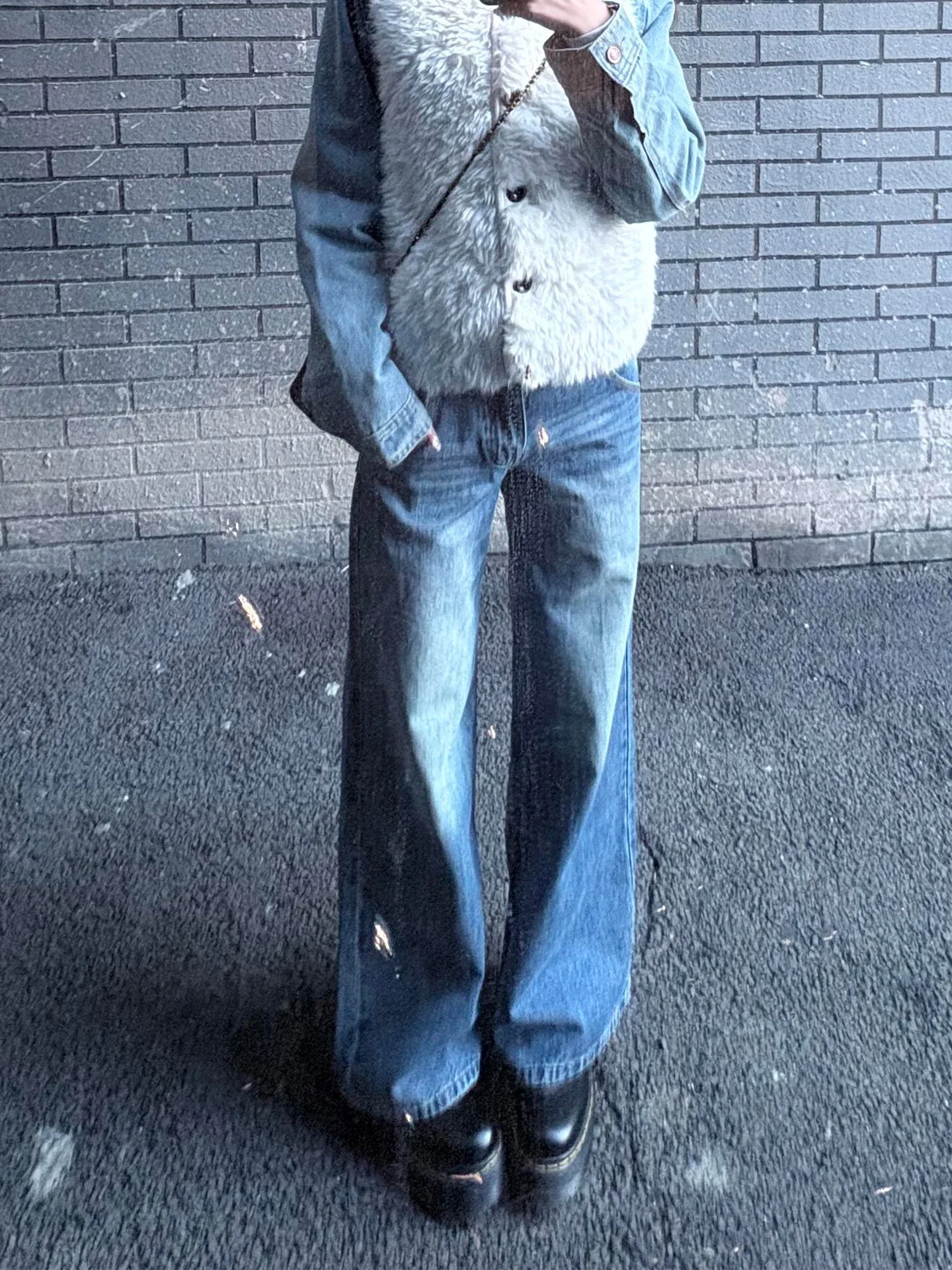 Узкие прямые джинсы, женские джинсовые брюки с высокой талией, брюки с вырезом в американском стиле Sle Hot Pepper Ape Body, зимнее новое поступление
Узкие прямые джинсы, женские джинсовые брюки с высокой талией, брюки с вырезом в американском стиле Sle Hot Pepper Ape Body, зимнее новое поступление