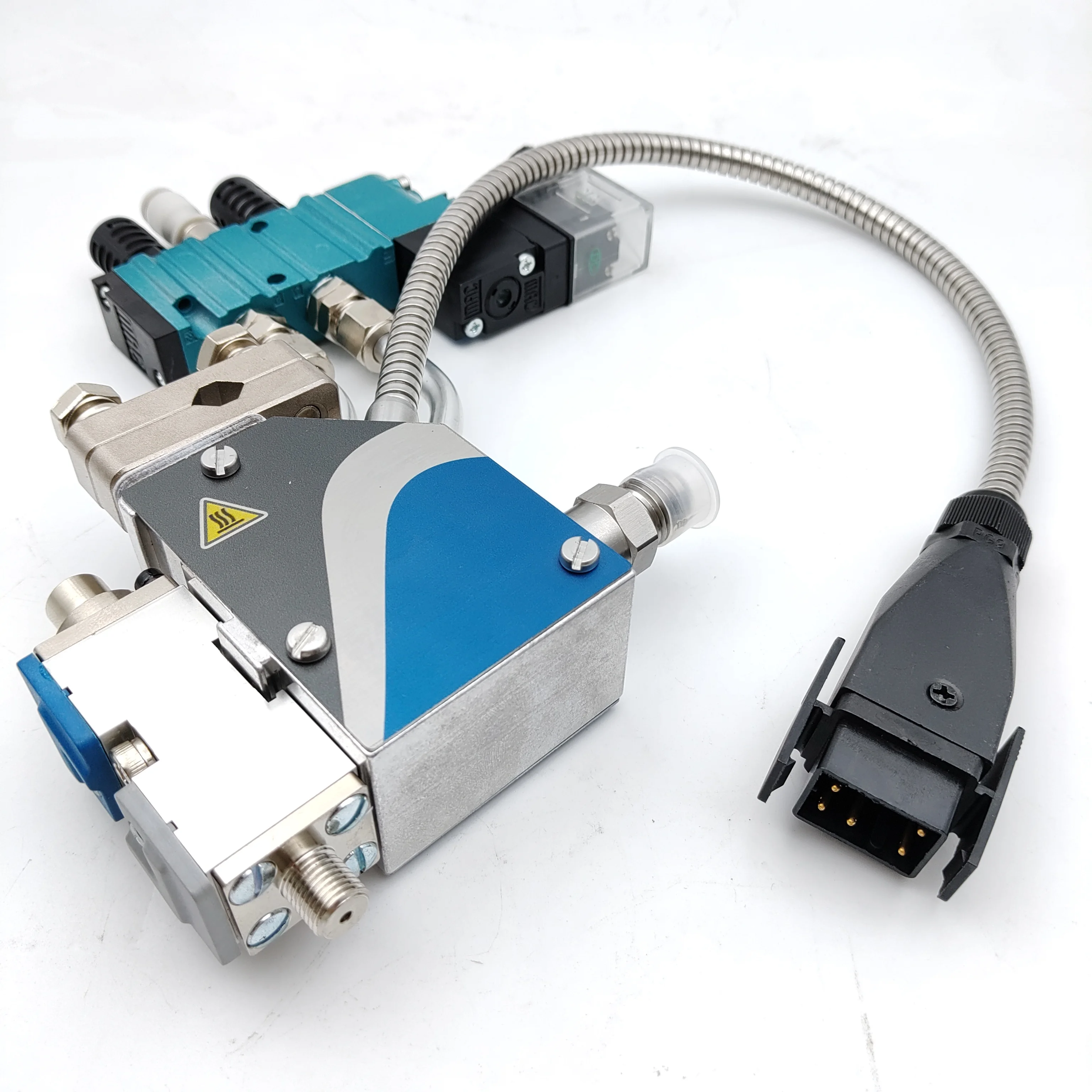 BSD-8503927 Dual-Temperature Pneumatic Power Hot Melt Glue Gun Dispenser For Various Packaging Bonding Applications
BSD-8503927 Dual-Temperature Pneumatic Power Hot Melt Glue Gun Dispenser For Various Packaging Bonding Applications