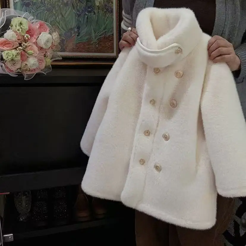 Kids Girls' Winter Thick Fur Coat with Velvet New Children's Western Style Warm Coat Baby Girls' Seahorse Hair Jacket 90-160CM
Kids Girls' Winter Thick Fur Coat with Velvet New Children's Western Style Warm Coat Baby Girls' Seahorse Hair Jacket 90-160CM