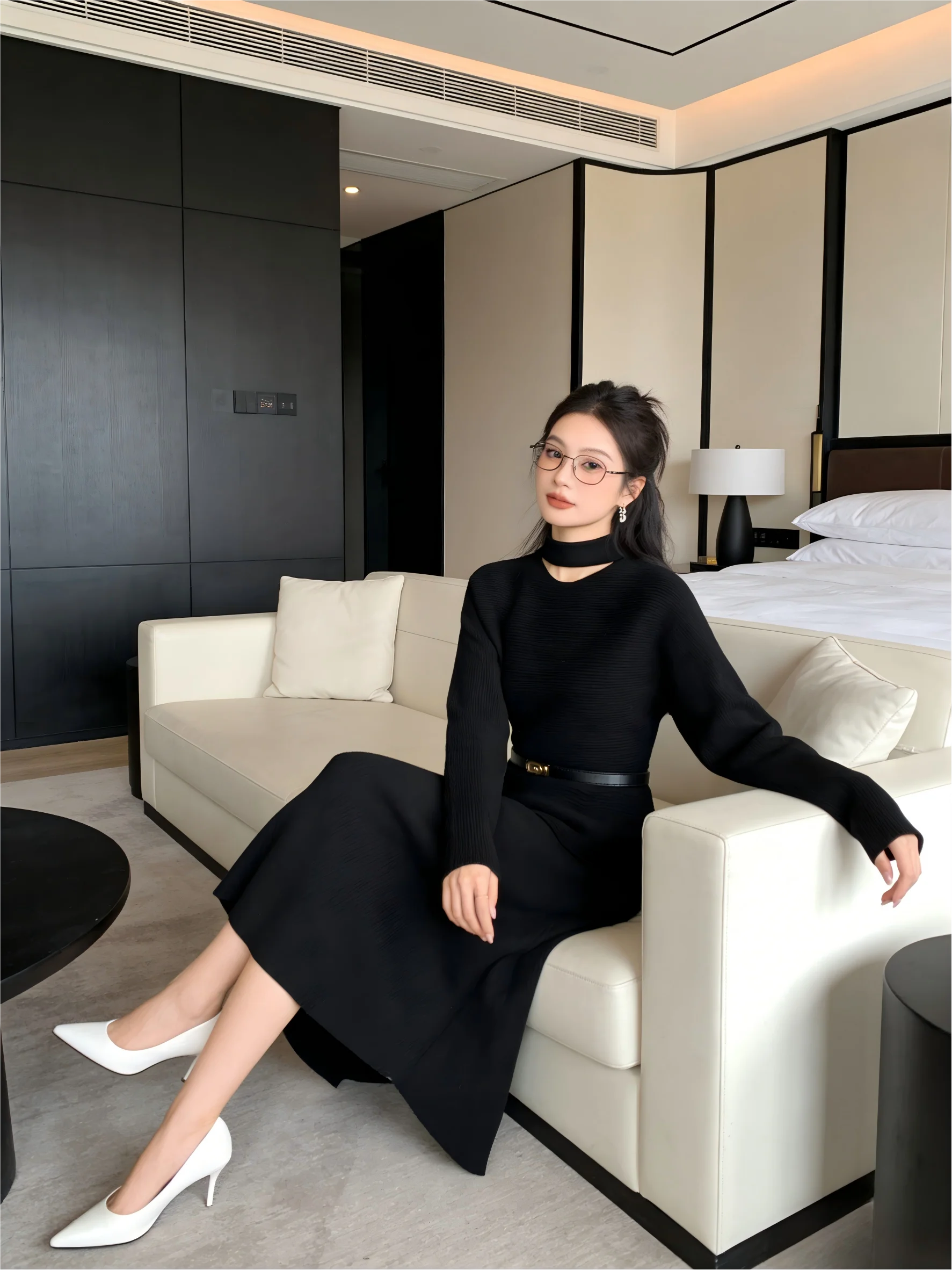 Комплект из свитера и юбки с вырезами и поясом в корейском стиле: мягкий, уютный, длинный, с круглым вырезом
Комплект из свитера и юбки с вырезами и поясом в корейском стиле: мягкий, уютный, длинный, с круглым вырезом