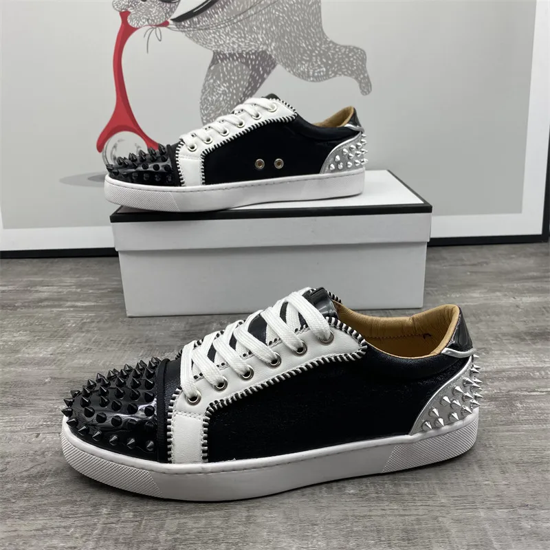 Board shoes men's spring and summer new popular rivet shoes trend department low-top fashion versatile
Board shoes men's spring and summer new popular rivet shoes trend department low-top fashion versatile