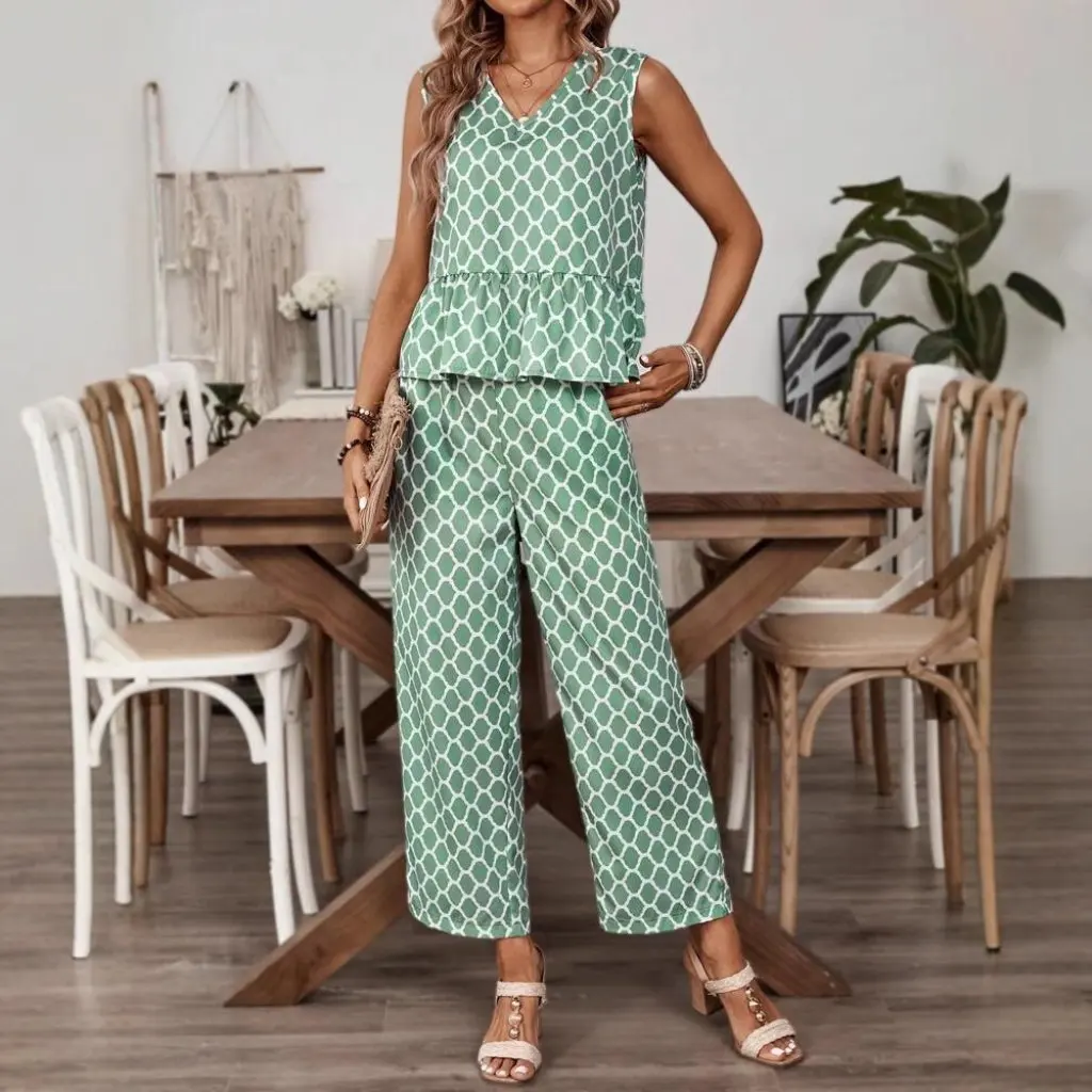 Women's Square Plaid Digital Print V-Neck Sleeveless Two-Piece Set with Pocket Pants Casual Fashion Outfit
Women's Square Plaid Digital Print V-Neck Sleeveless Two-Piece Set with Pocket Pants Casual Fashion Outfit