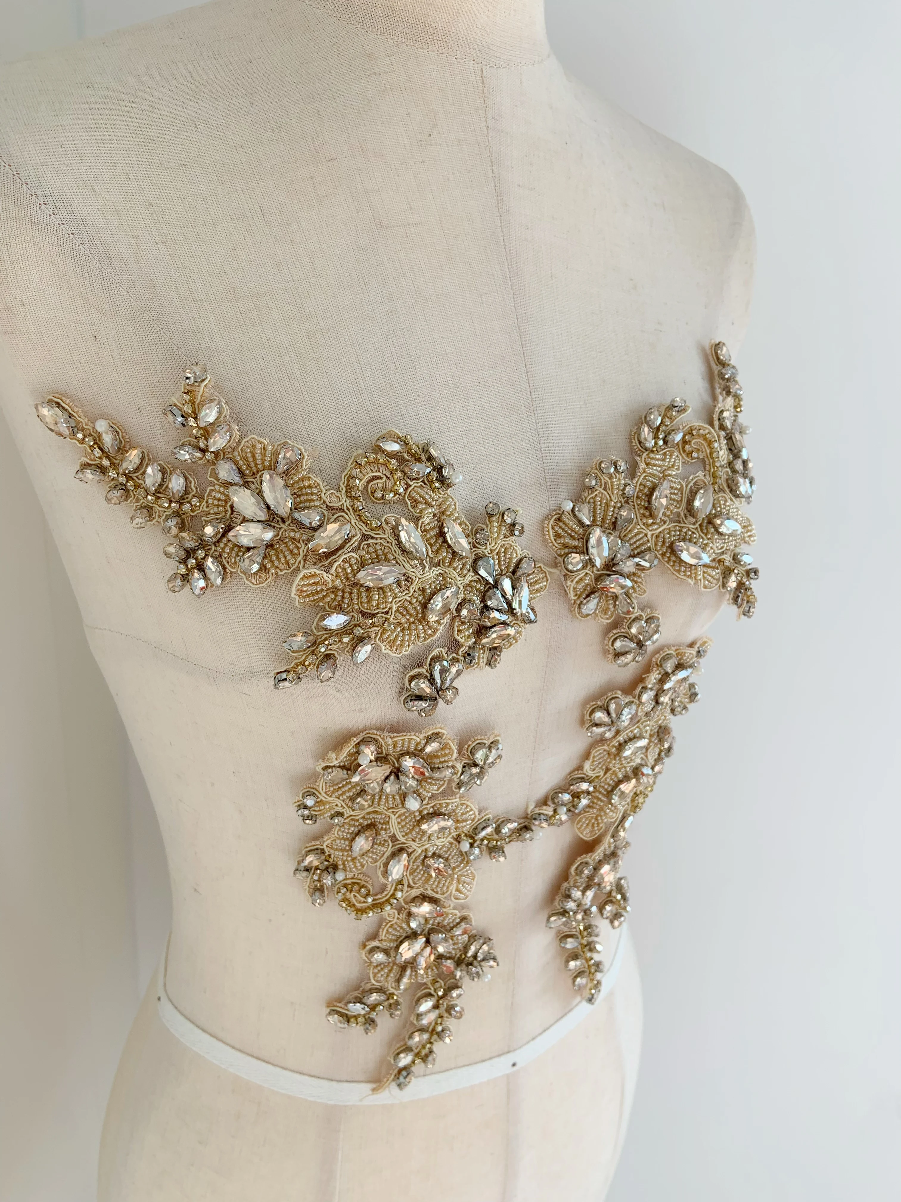 Luxury Champagne Gold Rhinestone Applique with Crystal Beads Floral for Bodice Patch Sew on,Wedding Dress by Pair
Luxury Champagne Gold Rhinestone Applique with Crystal Beads Floral for Bodice Patch Sew on,Wedding Dress by Pair