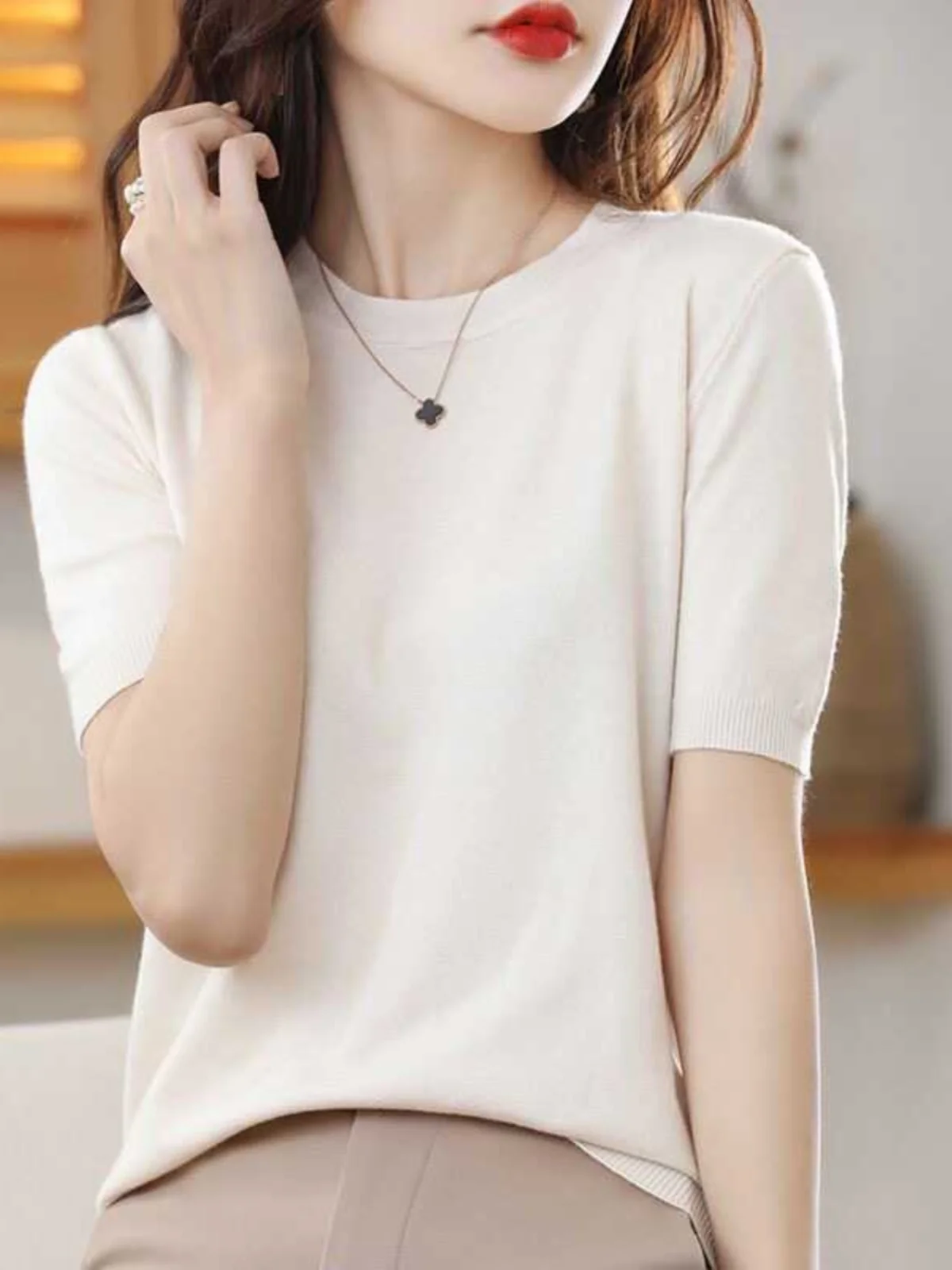 Loose Short Sleeve Knitted T-Shirt Women's Summer Thin Base Shirt Half Sleeve Top Loose Short Style Body Tee New Arrival
Loose Short Sleeve Knitted T-Shirt Women's Summer Thin Base Shirt Half Sleeve Top Loose Short Style Body Tee New Arrival