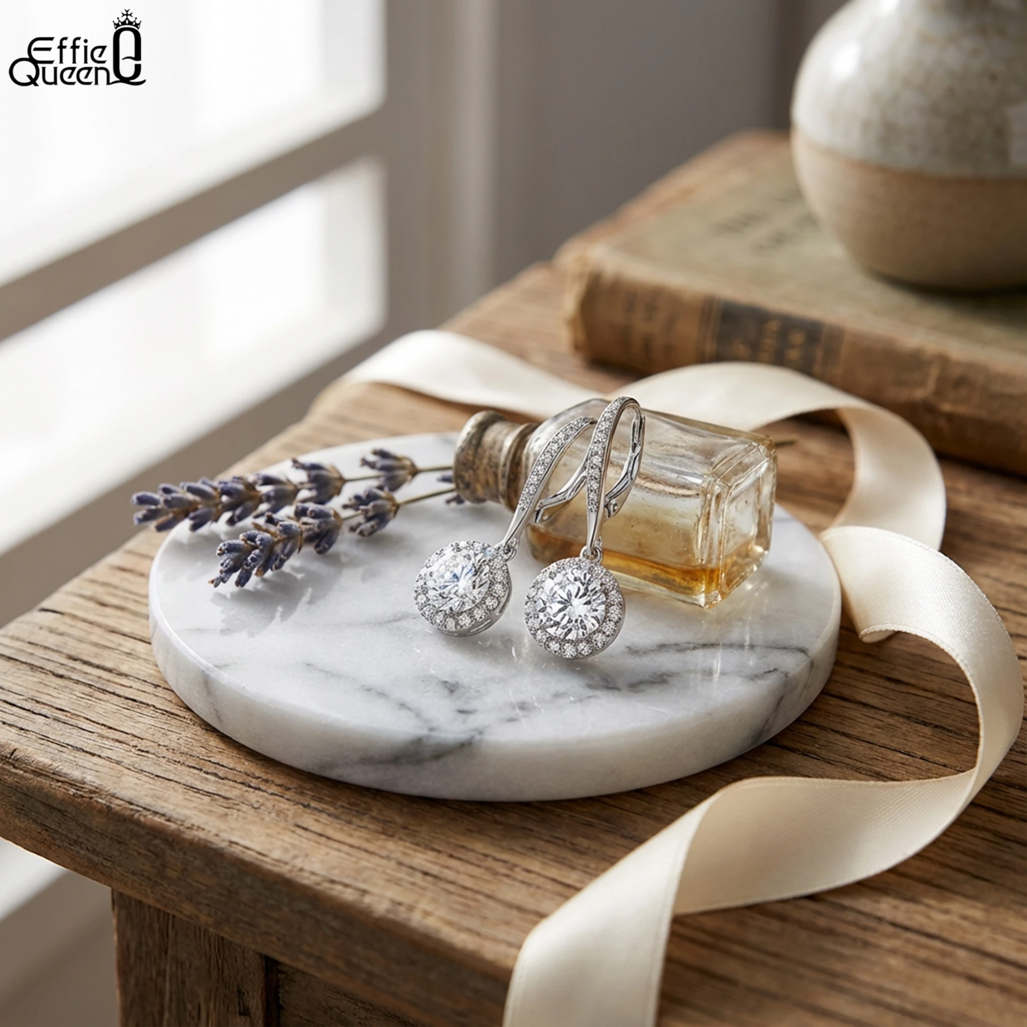 Effie Queen S925 Silver Rhodium Plated Zirconia Dangle Earrings Luxury Jewelry for Women Drop Earring 2025 Trend Earrings SE243
Effie Queen S925 Silver Rhodium Plated Zirconia Dangle Earrings Luxury Jewelry for Women Drop Earring 2025 Trend Earrings SE243