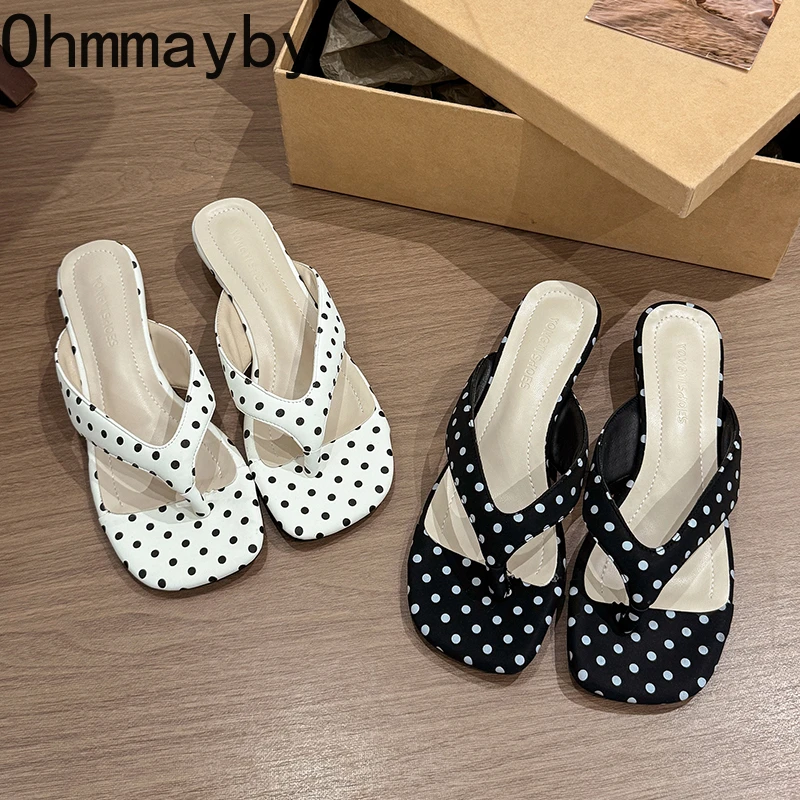 New Women Polka Dot Flip Flops Non-slip Low Heel Square Clip Toe Slide Summer Casual Comfort Soft Sole Beach Slippers
New Women Polka Dot Flip Flops Non-slip Low Heel Square Clip Toe Slide Summer Casual Comfort Soft Sole Beach Slippers