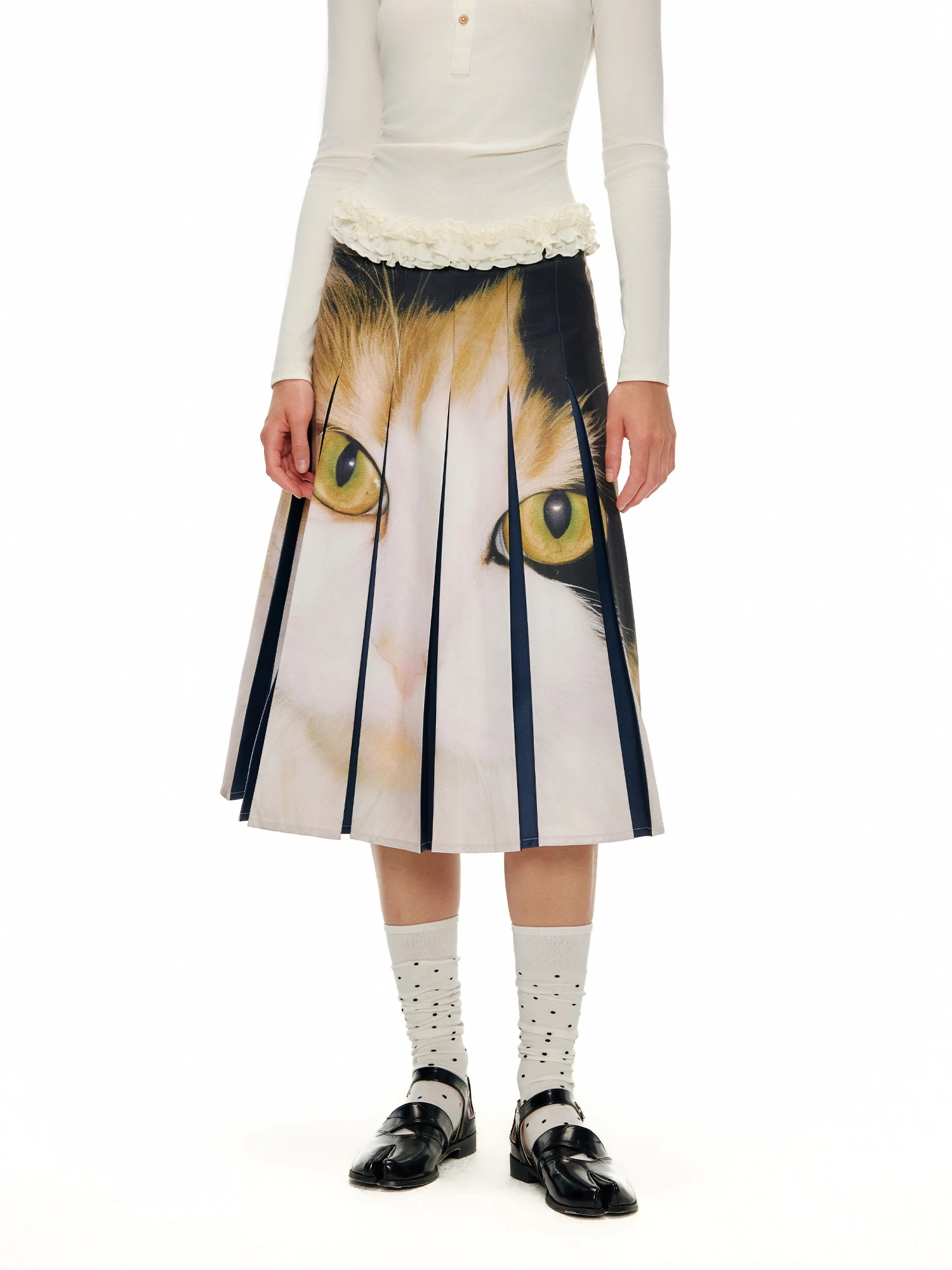 Новая повседневная длинная юбка Outthe Blue с цветочным принтом, женская плиссированная юбка А-силуэта для города и на каждый день
Новая повседневная длинная юбка Outthe Blue с цветочным принтом, женская плиссированная юбка А-силуэта для города и на каждый день